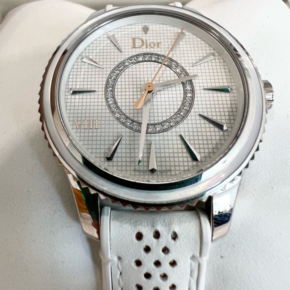 DIOR VIII Montaigne 32mm Quartz Watch - Picture 6 of 12